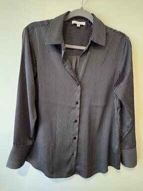 Maison d'Amélie Black & White Striped Button-Down Shirt – XS/S 🔥